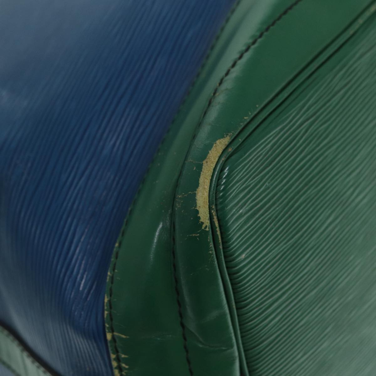 LOUIS VUITTON Epi Noe Shoulder Bag Bicolor Green Blue M44044 LV 87792
