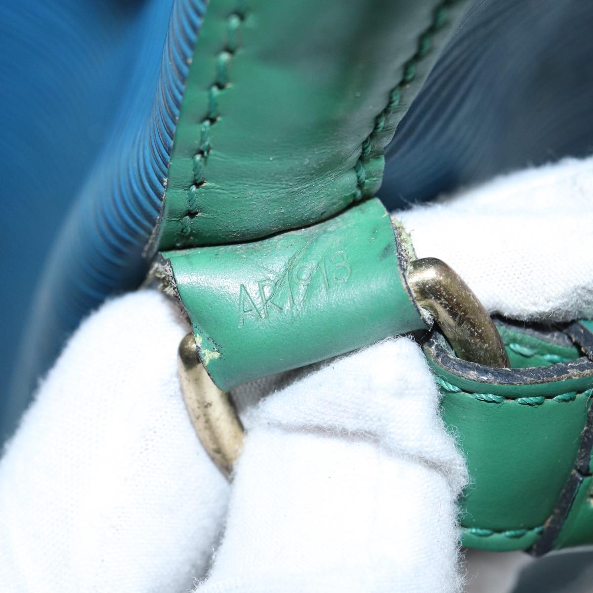 LOUIS VUITTON Epi Noe Shoulder Bag Bicolor Green Blue M44044 LV 87795