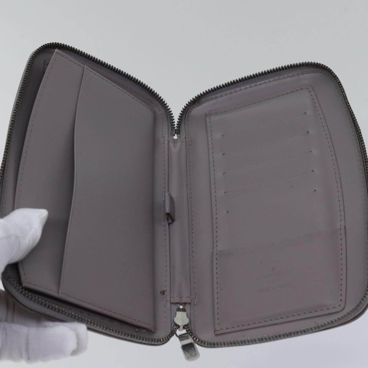 LOUIS VUITTON Epi Agenda Jeode Travel Case Lilac M6387B LV 87848
