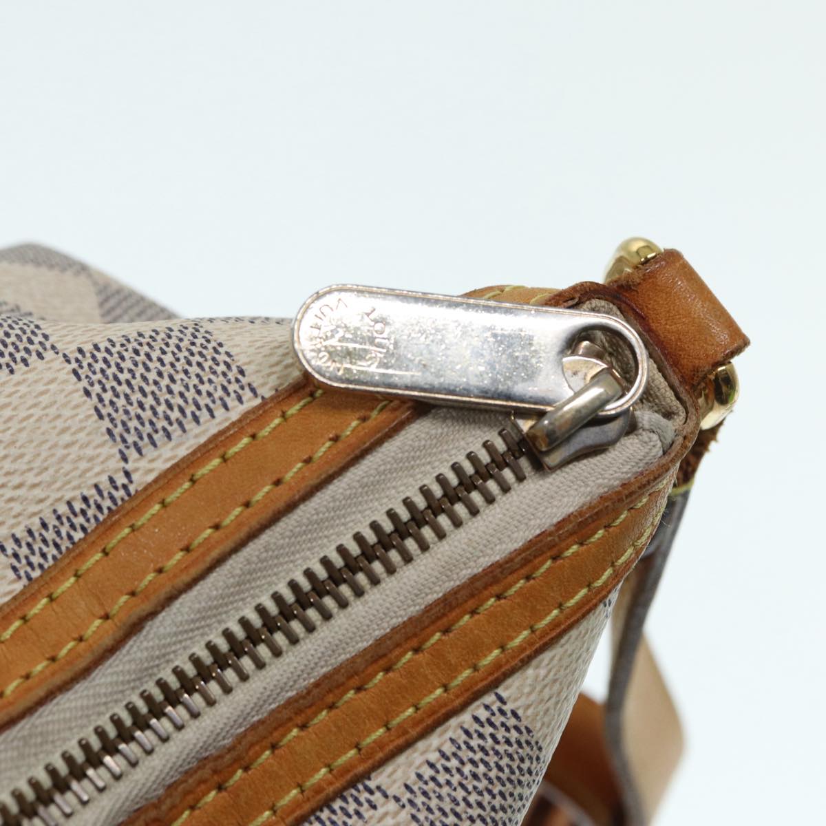 LOUIS VUITTON Damier Azur Siracusa MM Shoulder Bag N41112 LV 87968