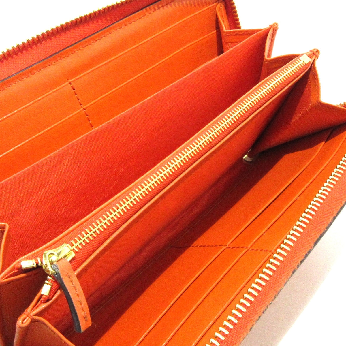Gucci Shimmer Line  Leather Wallet  ()