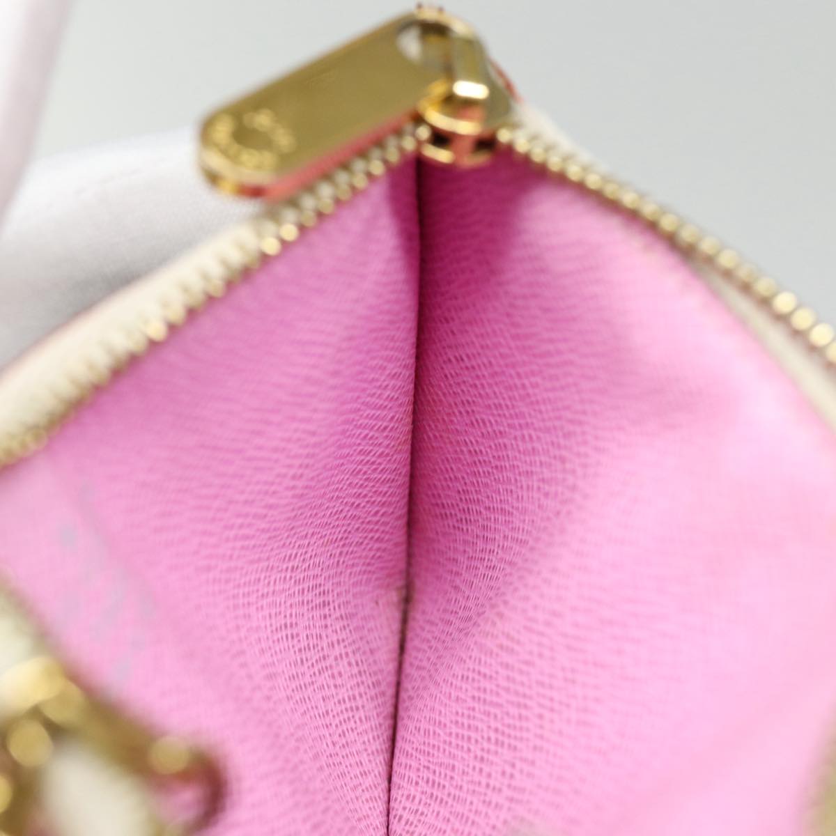 LOUIS VUITTON Multicolor Pochette Cles NM Coin Purse White M93734 LV 88038