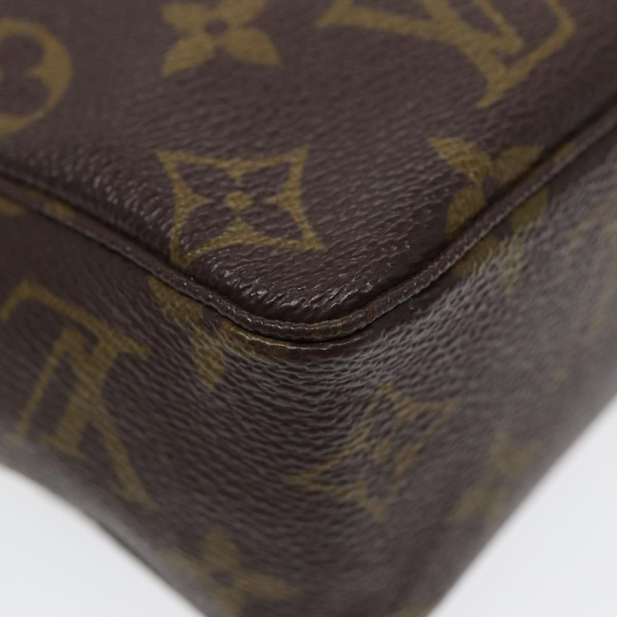 LOUIS VUITTON Monogram Trousse Toilette 18 Pouch M47526 LV 88311