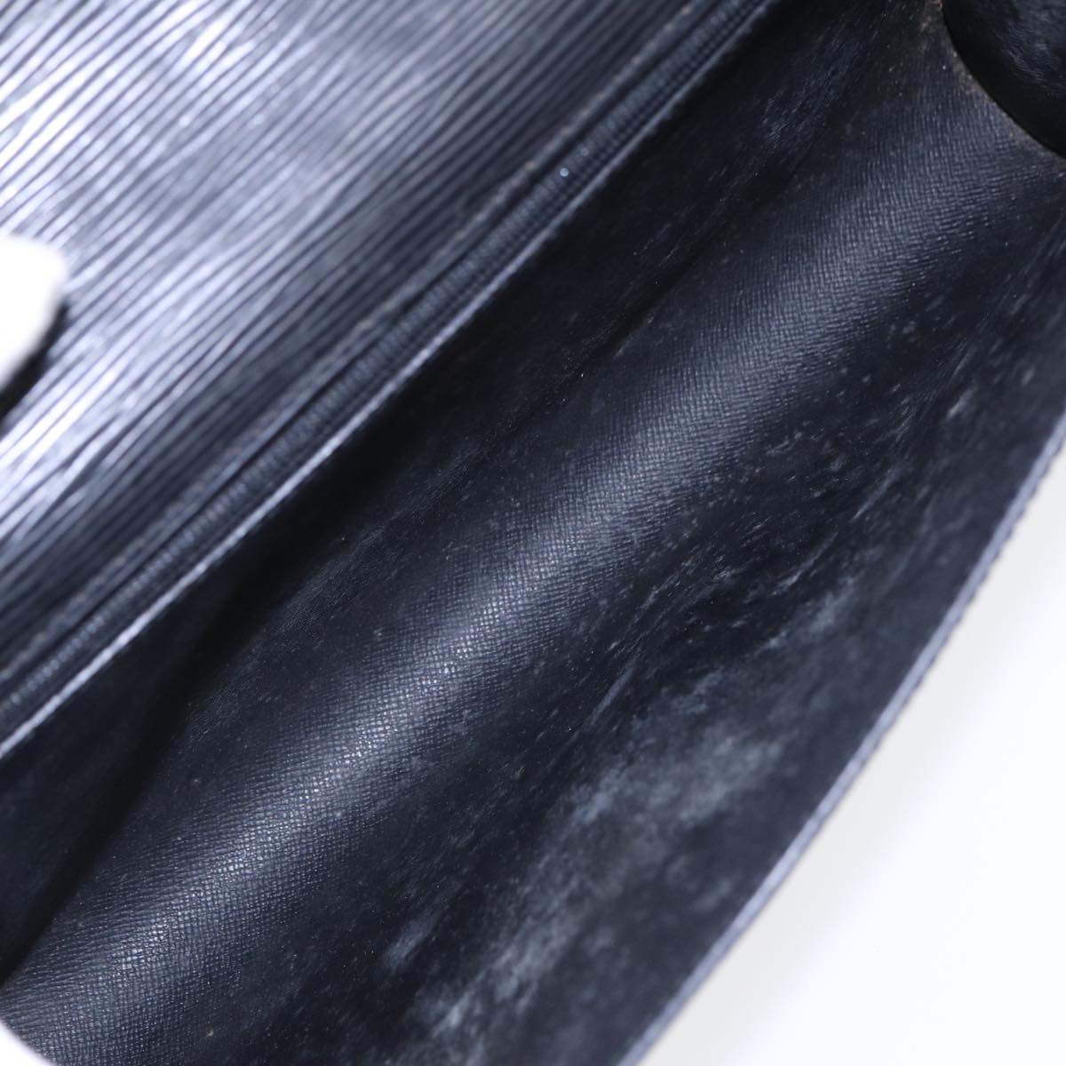 LOUIS VUITTON Epi Chaillot Clutch Bag Black M52542 LV 88321