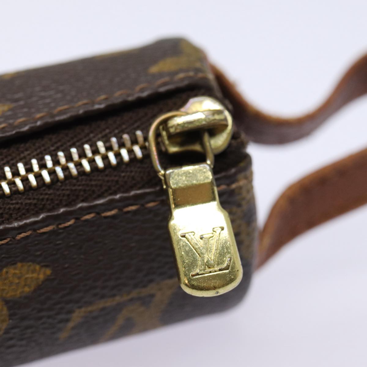 LOUIS VUITTON Monogram Etui 3 Ball de Golf Pouch M58249 LV 88327