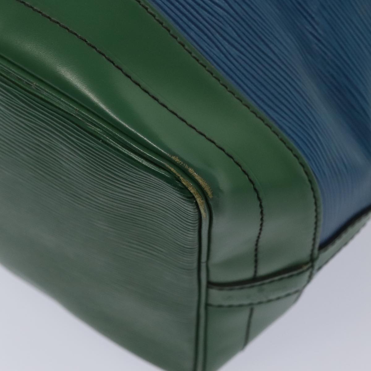 LOUIS VUITTON Epi Noe Shoulder Bag Bicolor color Green Blue M44044 LV 88338