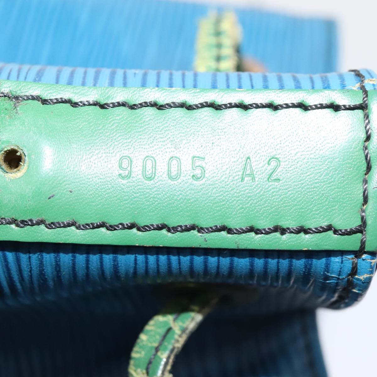 LOUIS VUITTON Epi Noe Shoulder Bag Bicolor color Green Blue M44044 LV 88338