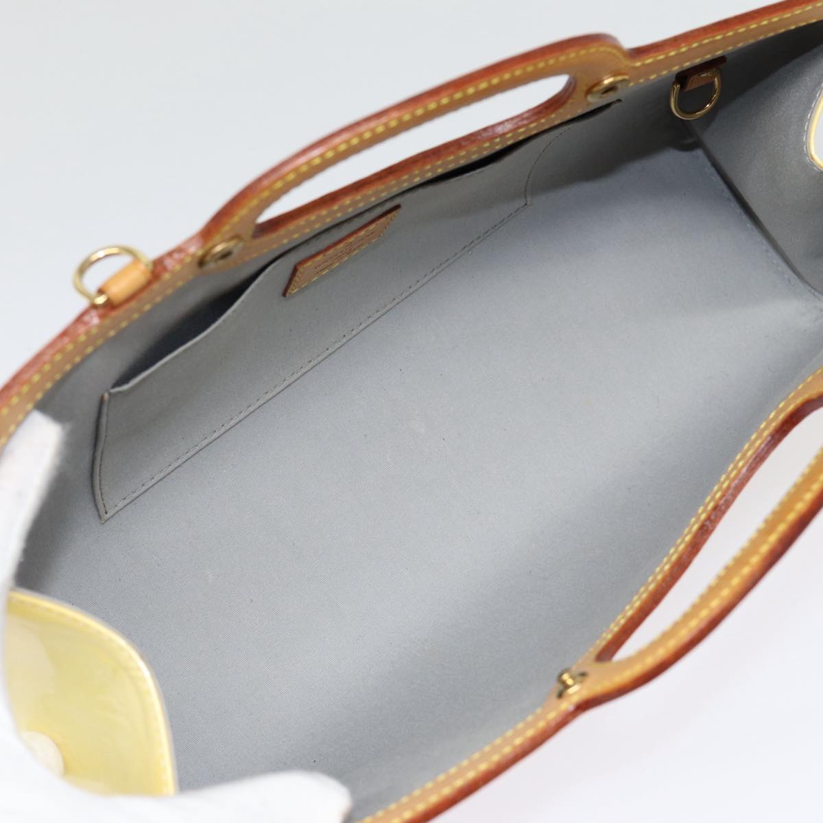 LOUIS VUITTON Monogram Vernis Roxbury Drive Hand Bag Perle M91374 LV 88360