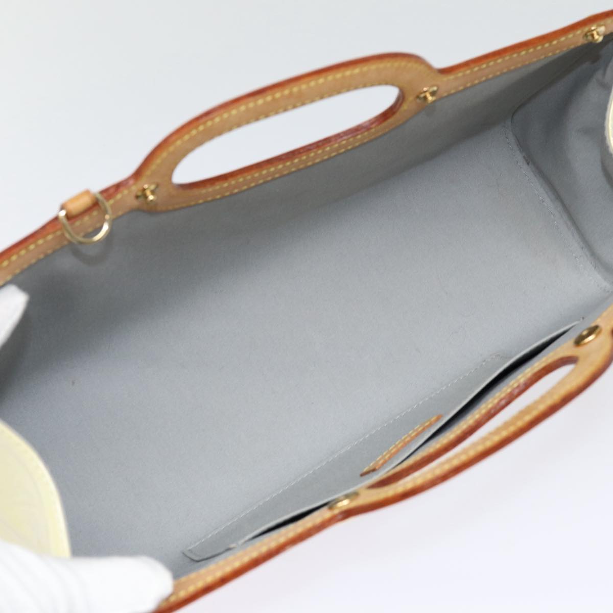 LOUIS VUITTON Monogram Vernis Roxbury Drive Hand Bag Perle M91374 LV 88362