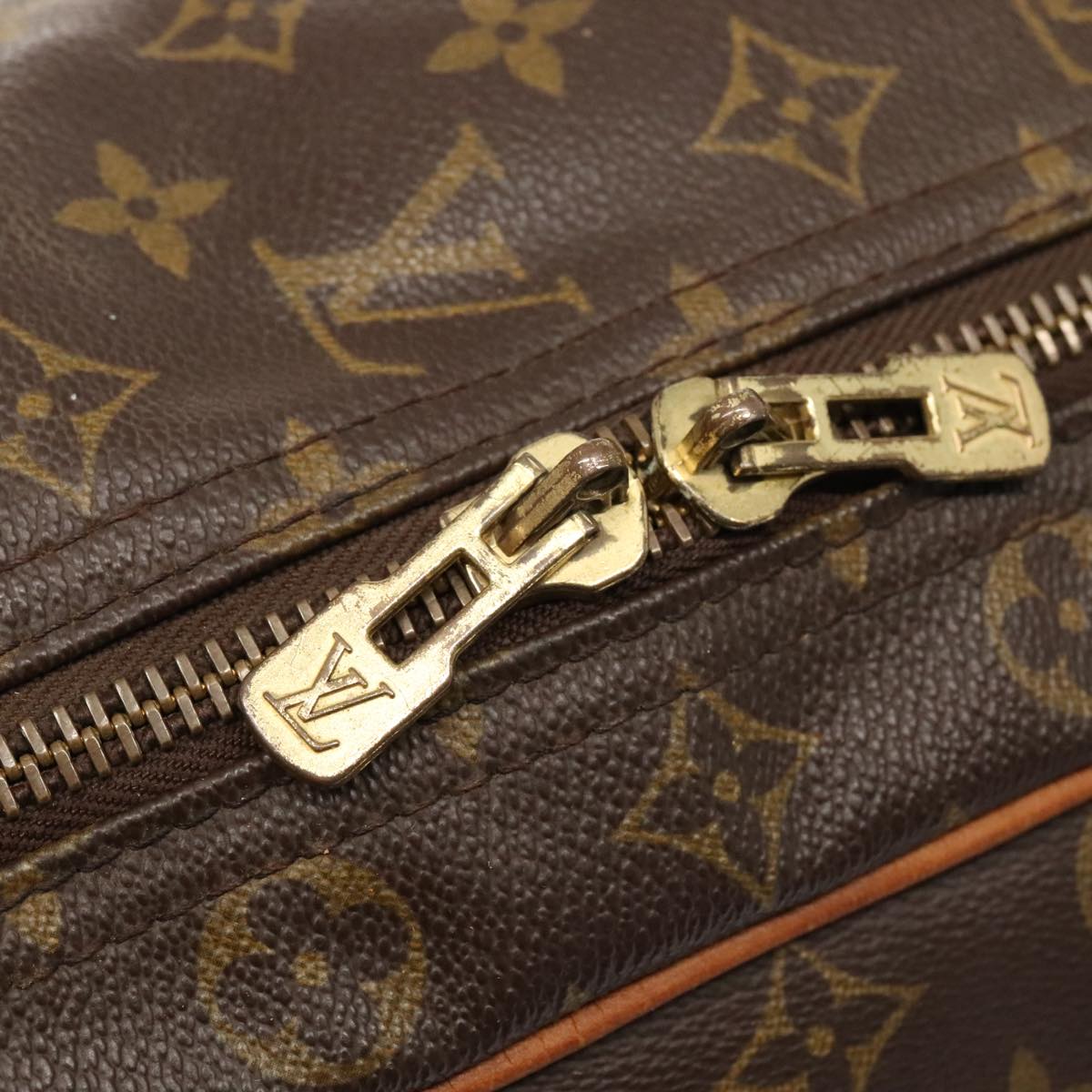 LOUIS VUITTON Monogram Sirius 50 Boston Bag M41406 LV 88372