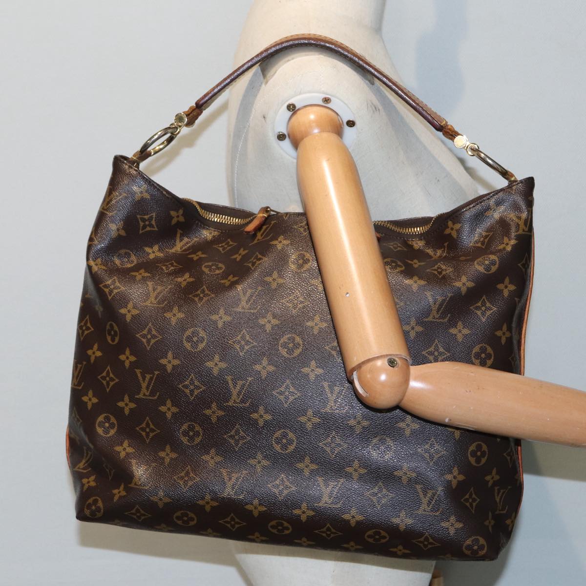 LOUIS VUITTON Monogram Sully MM Shoulder Bag M40587 LV 88581