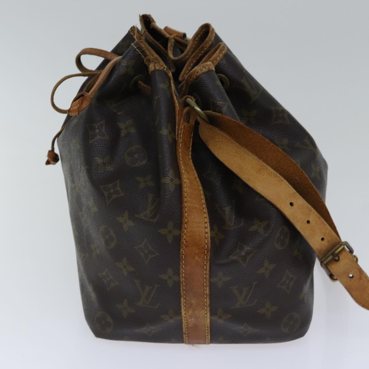 LOUIS VUITTON Monogram Petit Noe Shoulder Bag M42226 LV 88616