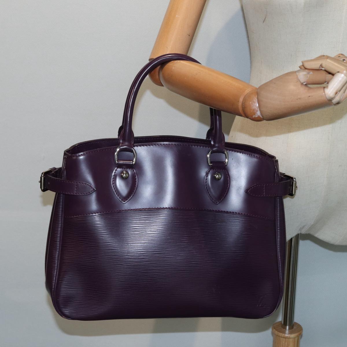 LOUIS VUITTON Epi Passy PM Hand Bag Purple Cassis M5926K LV 88620