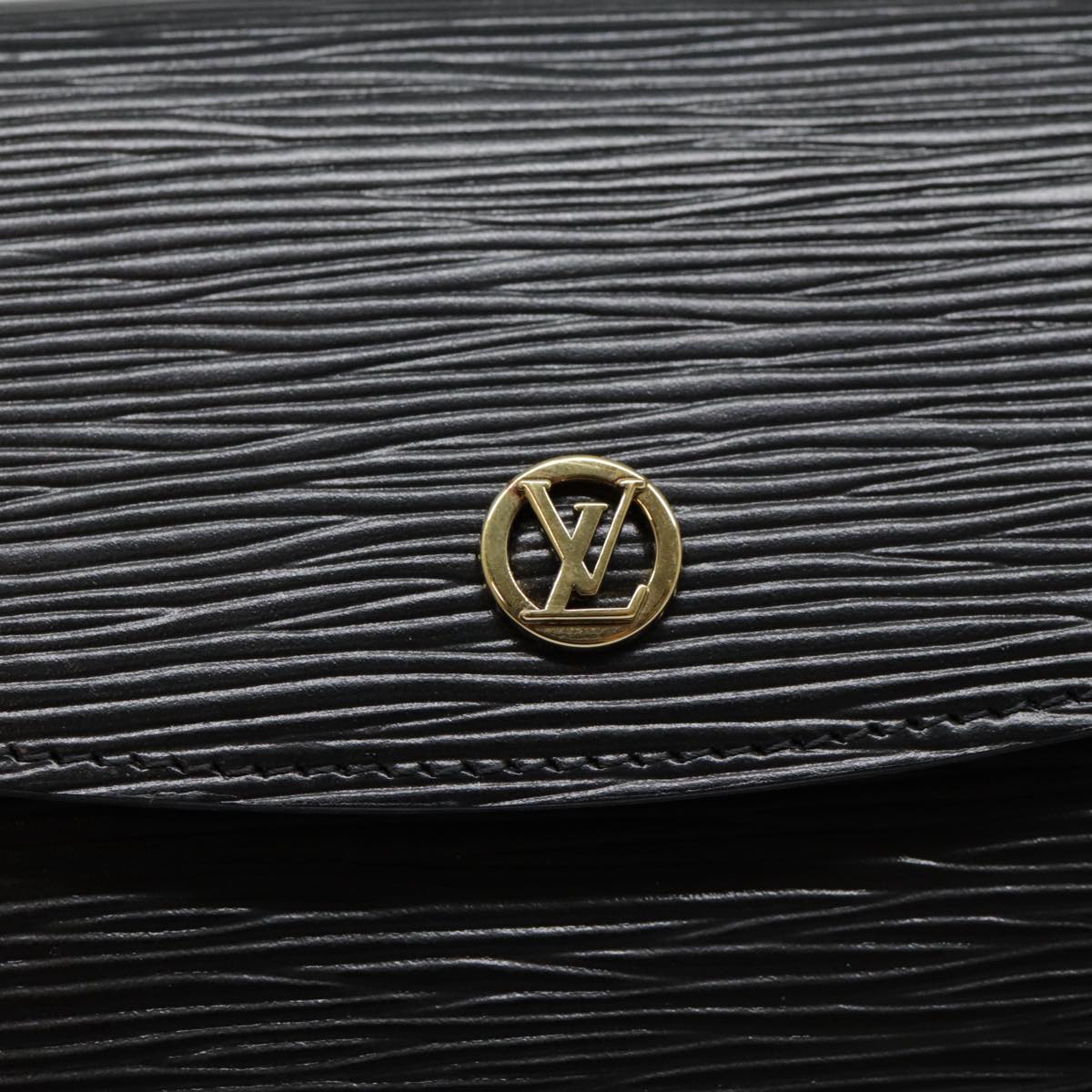LOUIS VUITTON Epi Montaigne 23 Clutch Bag Black M52662 LV 88630