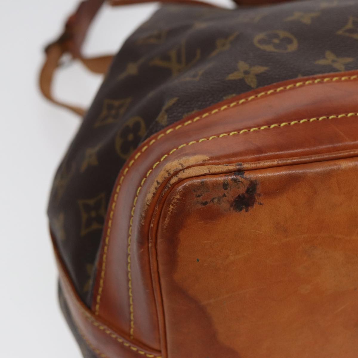 LOUIS VUITTON Monogram Noe Shoulder Bag M42224 LV 88652