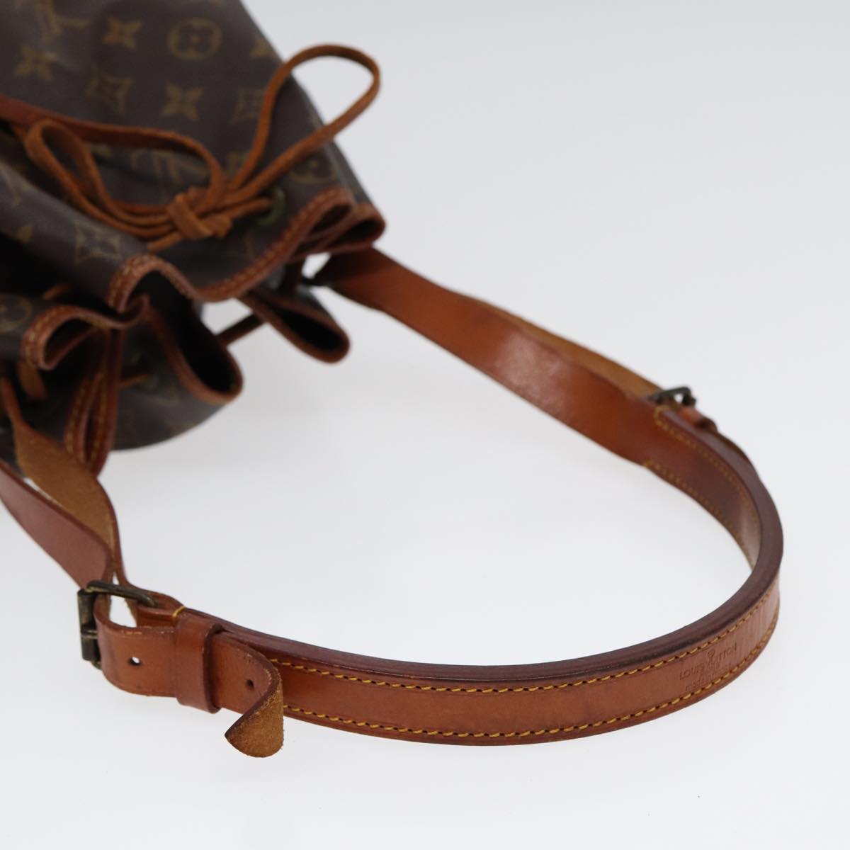 LOUIS VUITTON Monogram Noe Shoulder Bag M42224 LV 88652