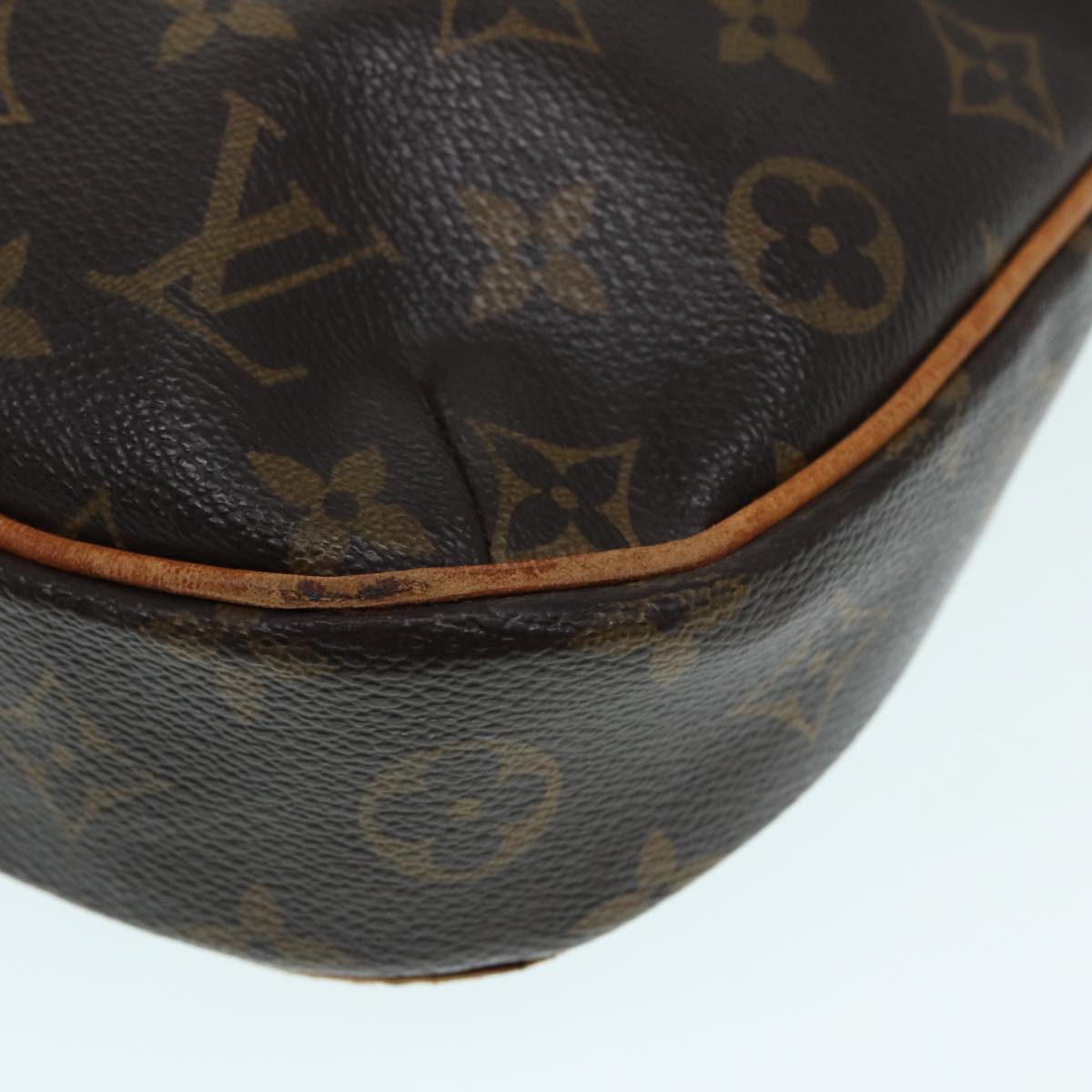 LOUIS VUITTON Monogram Odeon PM Shoulder Bag M56390 LV 88676
