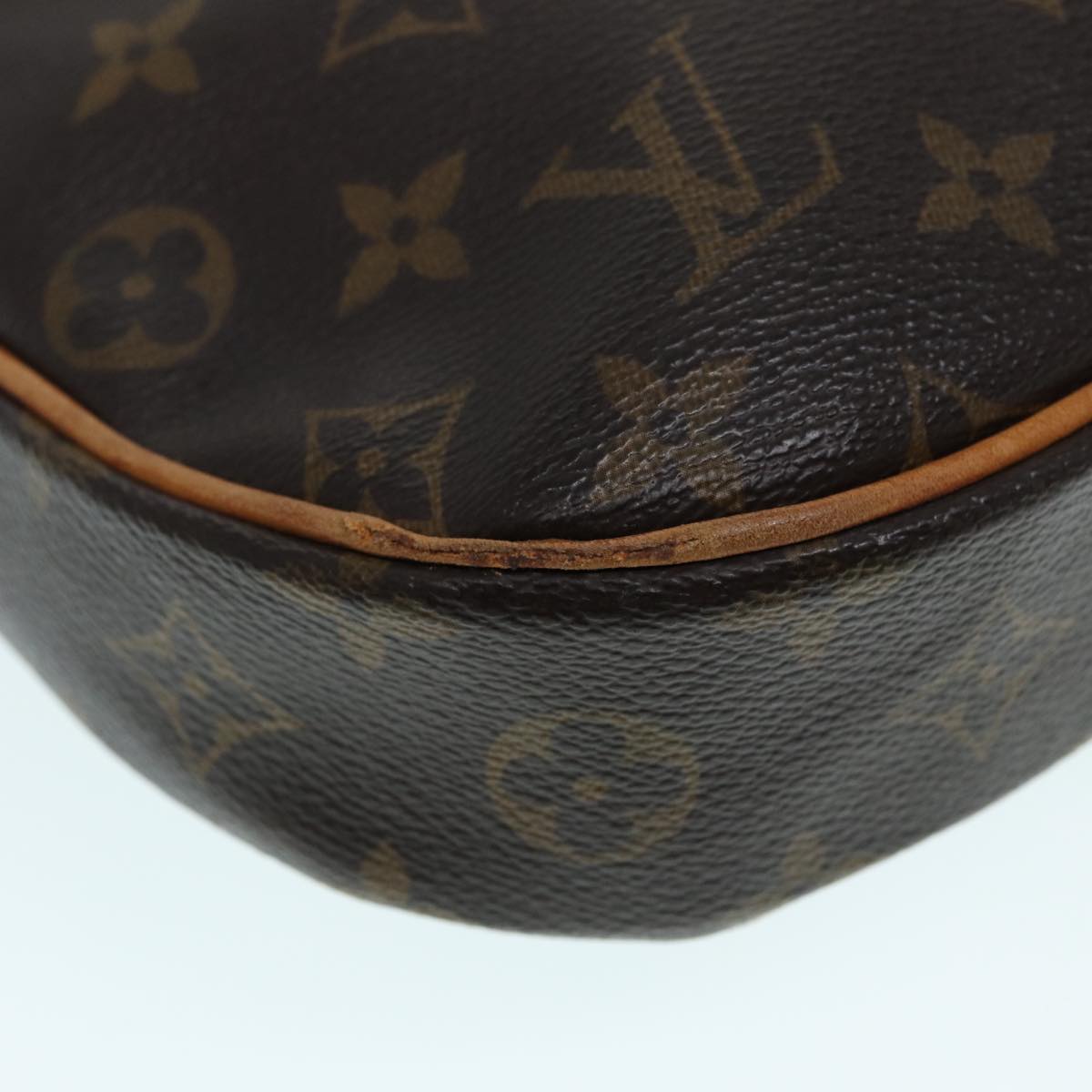 LOUIS VUITTON Monogram Odeon PM Shoulder Bag M56390 LV 88676