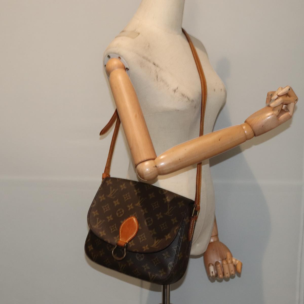 LOUIS VUITTON Monogram Saint Cloud GM Shoulder Bag M51242 LV 88682