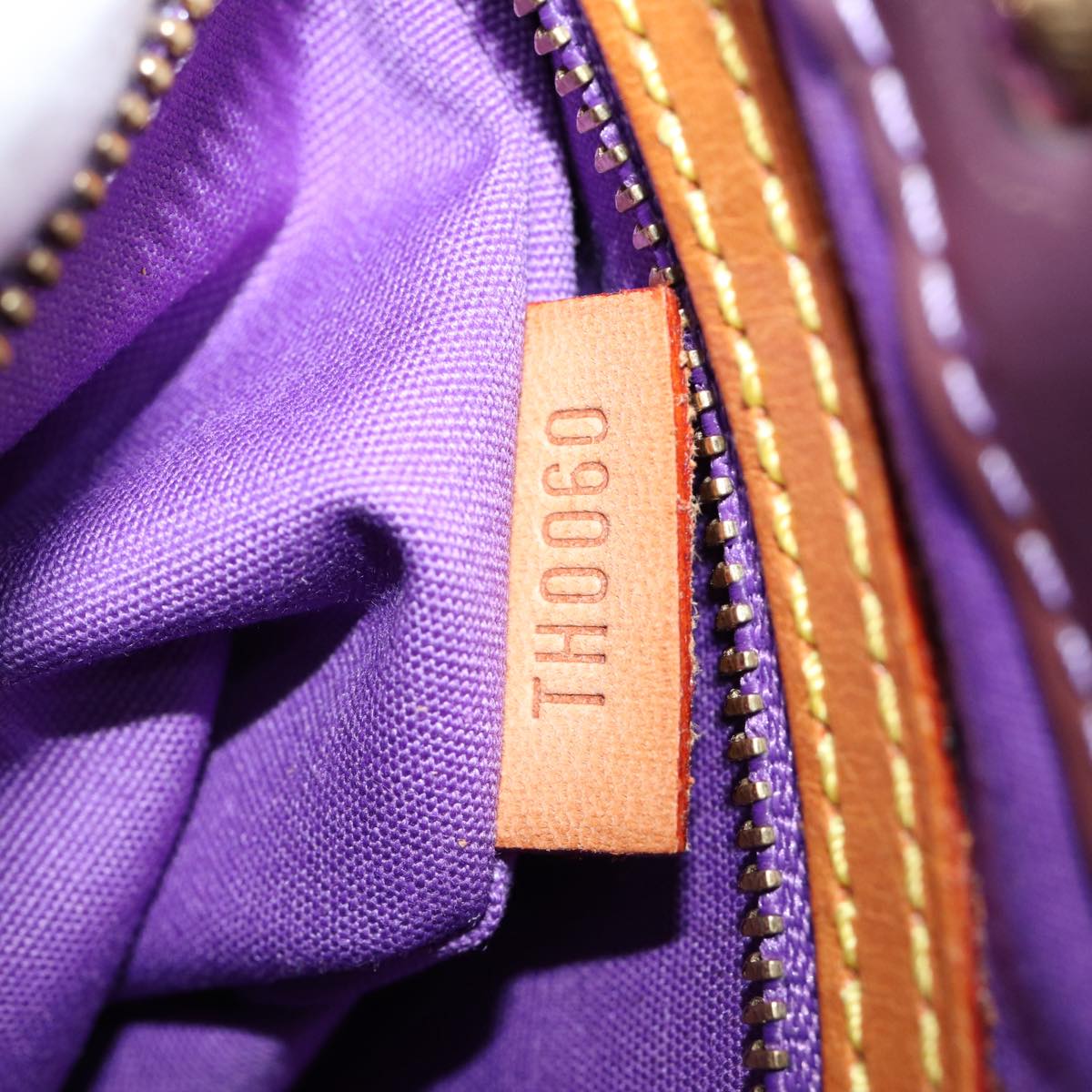 LOUIS VUITTON Monogram Vernis Reade MM Tote Bag Viole M91087 LV 88759