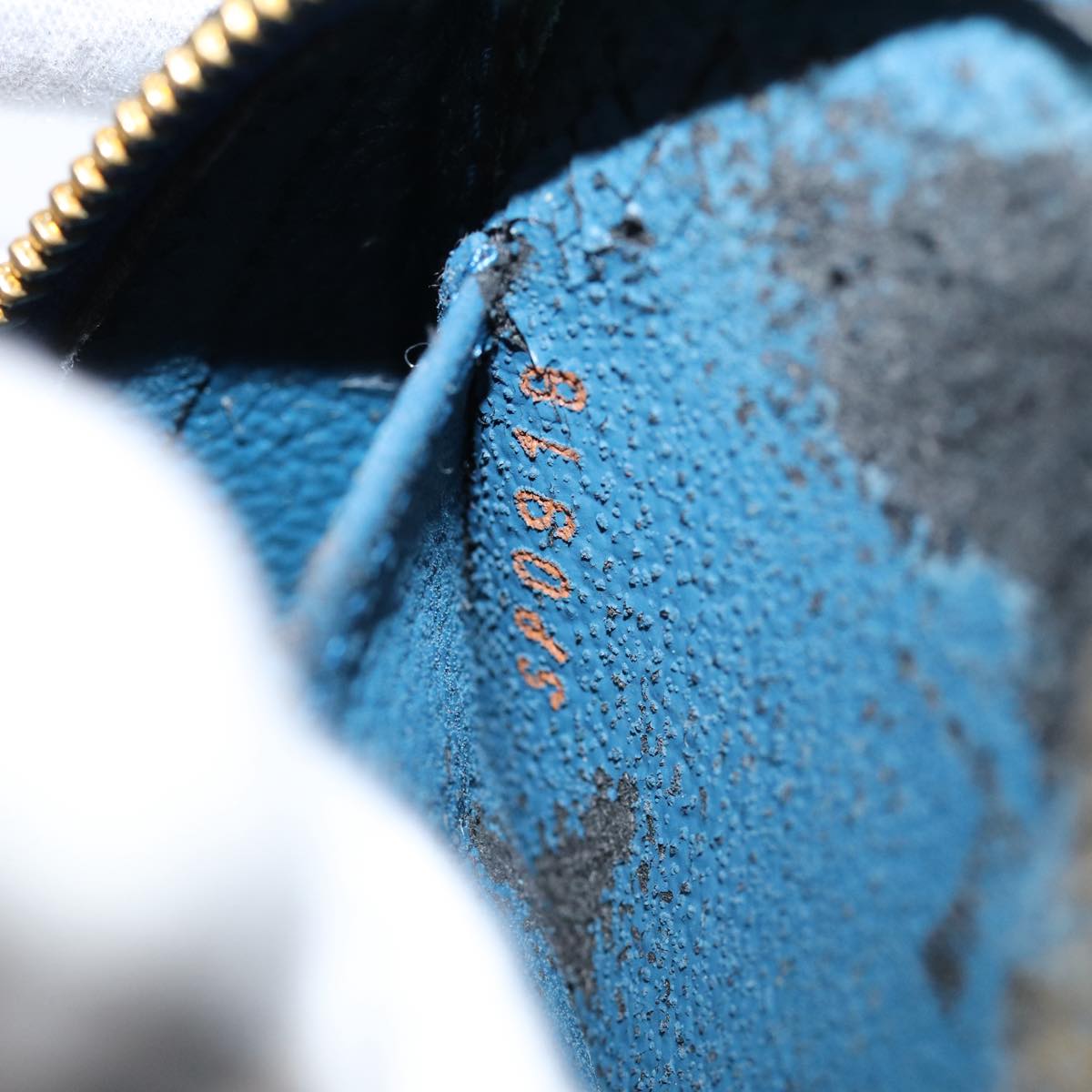 LOUIS VUITTON Epi Dauphine PM Pouch Blue M48445 LV 88777