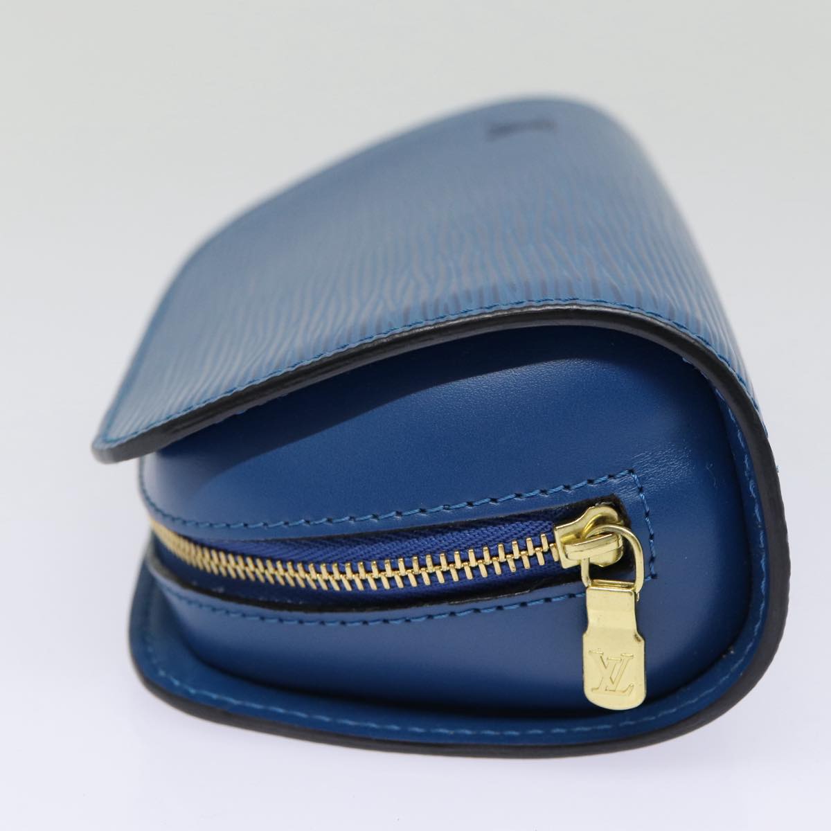 LOUIS VUITTON Epi Dauphine PM Pouch Blue M48445 LV 88777
