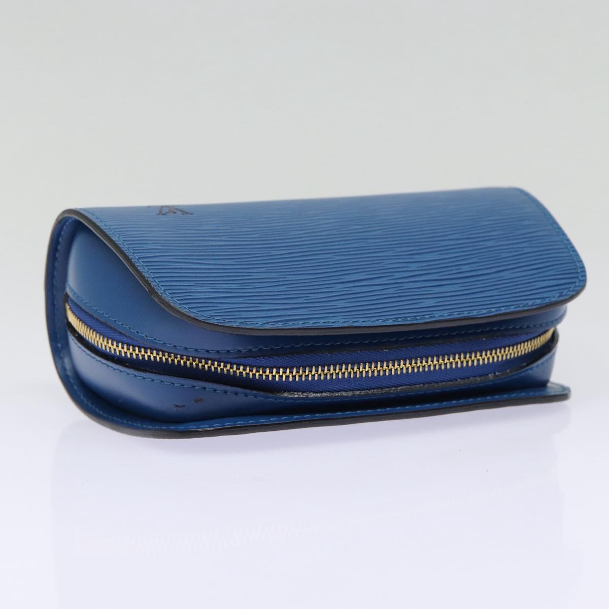 LOUIS VUITTON Epi Dauphine PM Pouch Blue M48445 LV 88777