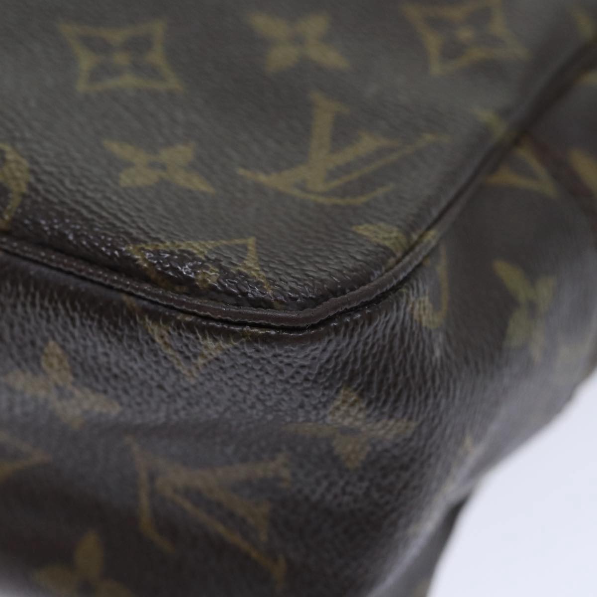 LOUIS VUITTON Monogram Trousse Toilette 28 Clutch Bag M47522 LV 88839