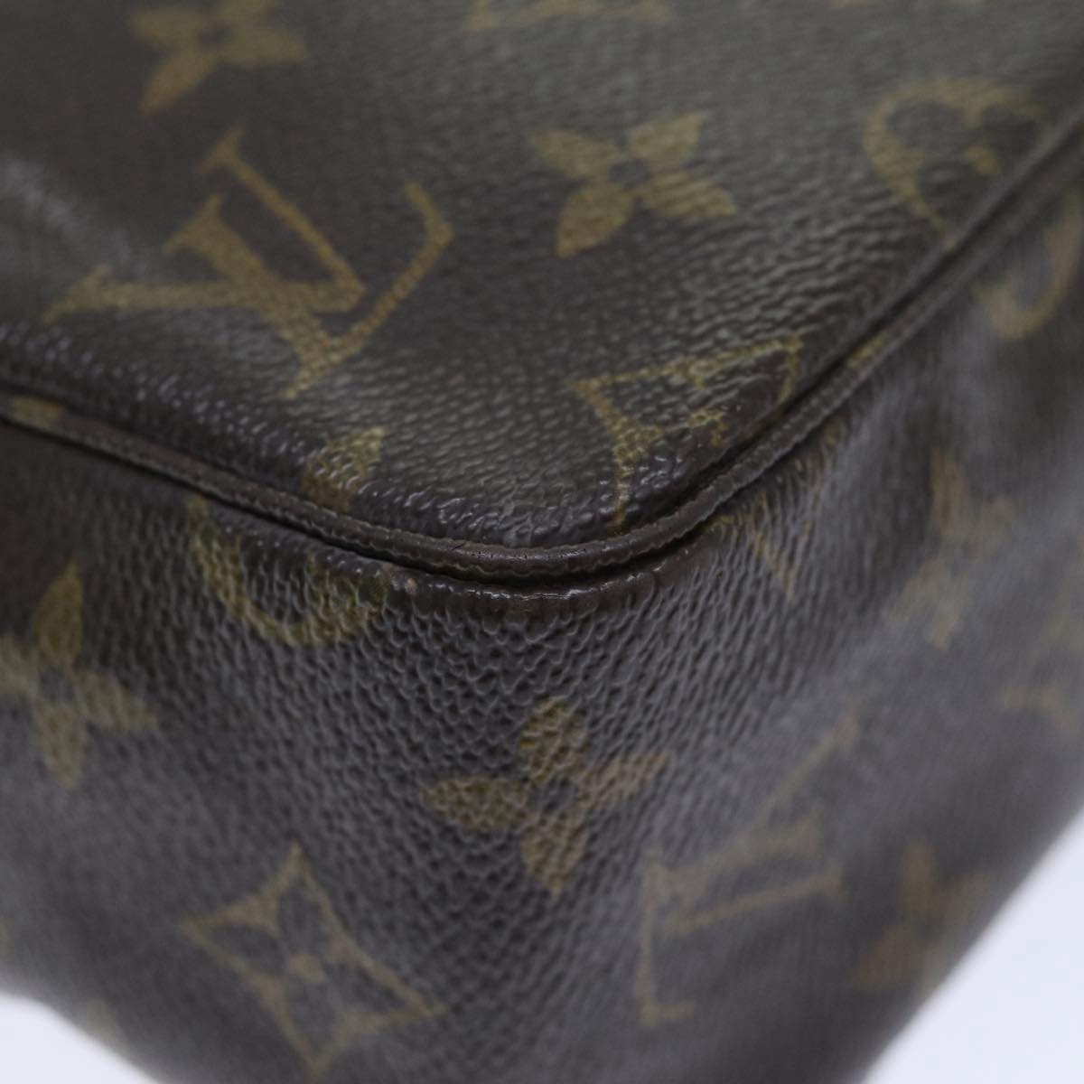 LOUIS VUITTON Monogram Trousse Toilette 28 Clutch Bag M47522 LV 88839