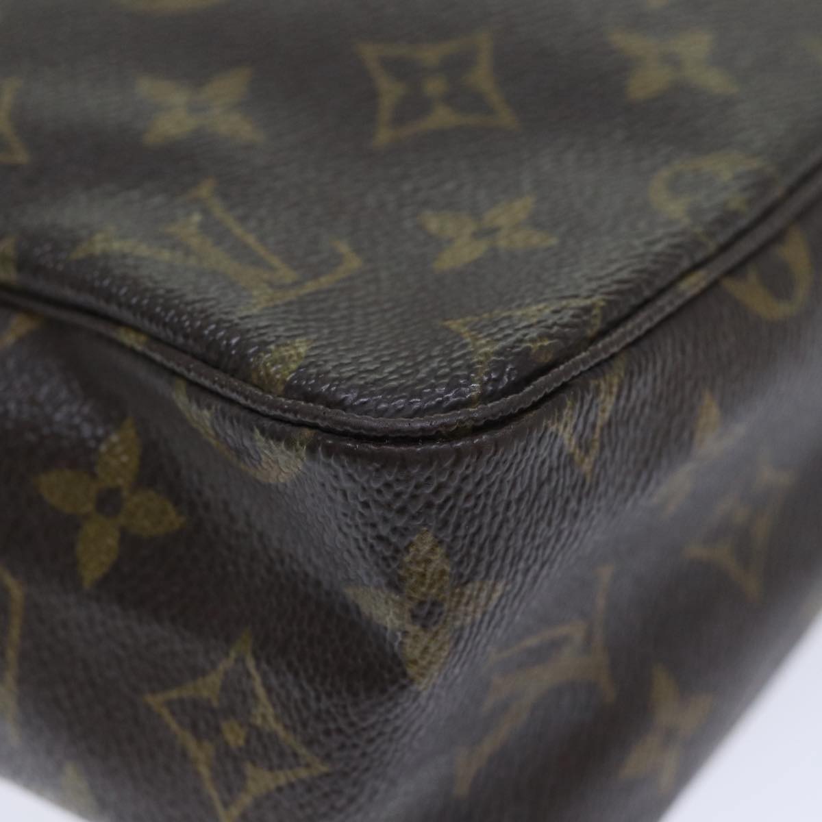 LOUIS VUITTON Monogram Trousse Toilette 28 Clutch Bag M47522 LV 88839