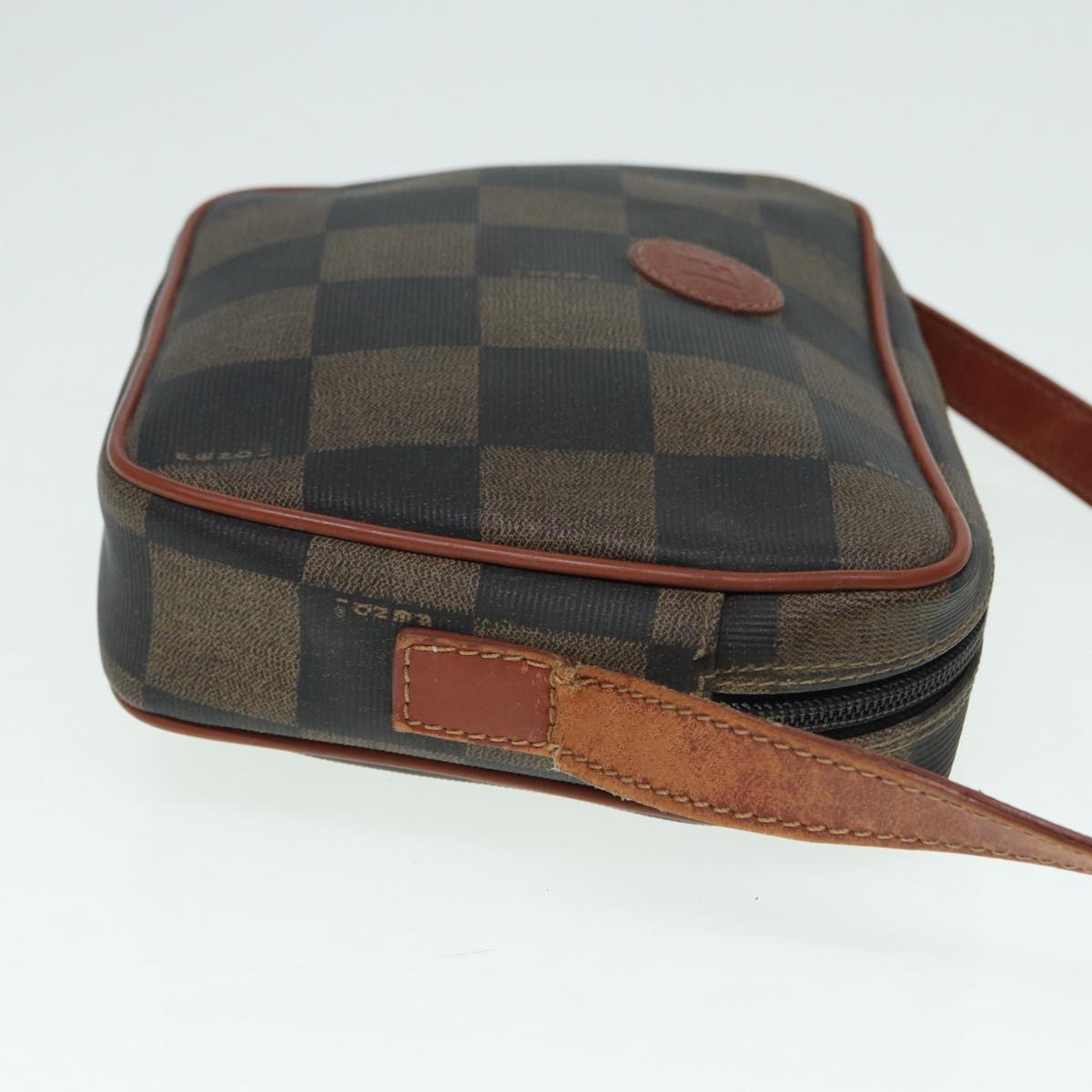 Luxury Fendi Pecan Canvas Shoulder Bag Brown Black gold88845