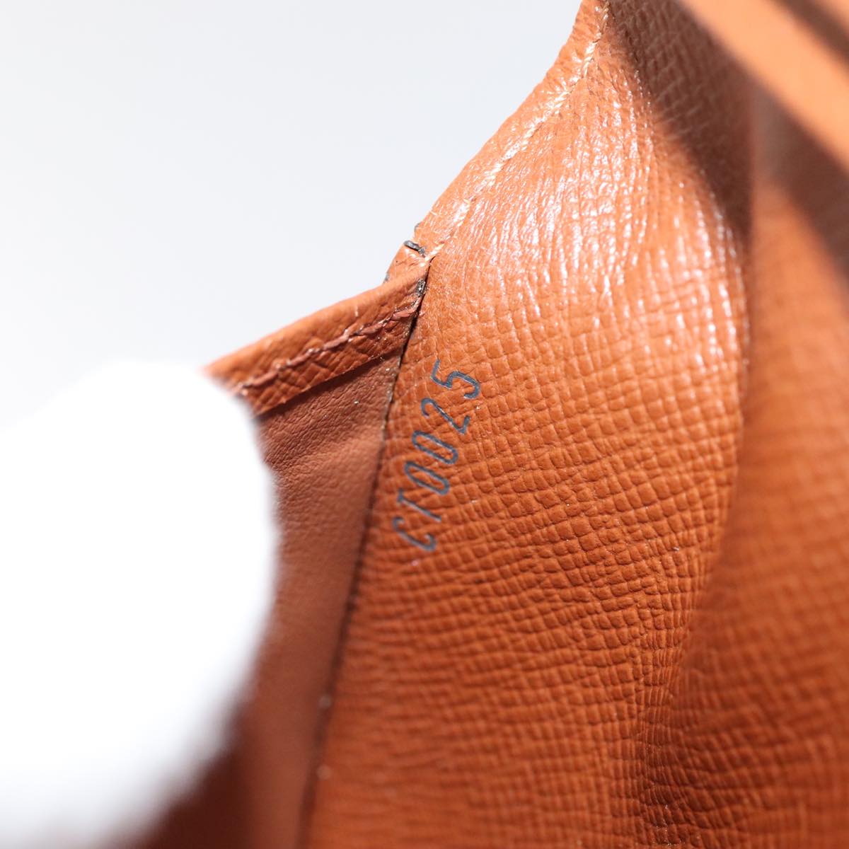 LOUIS VUITTON Monogram Porte Valeurs Cartes Credit Wallet M61823 LV 88877