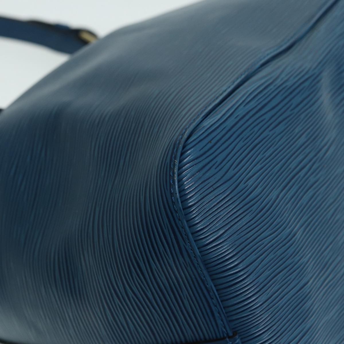 LOUIS VUITTON Epi Petit Noe Shoulder Bag Blue M44105 LV 88889