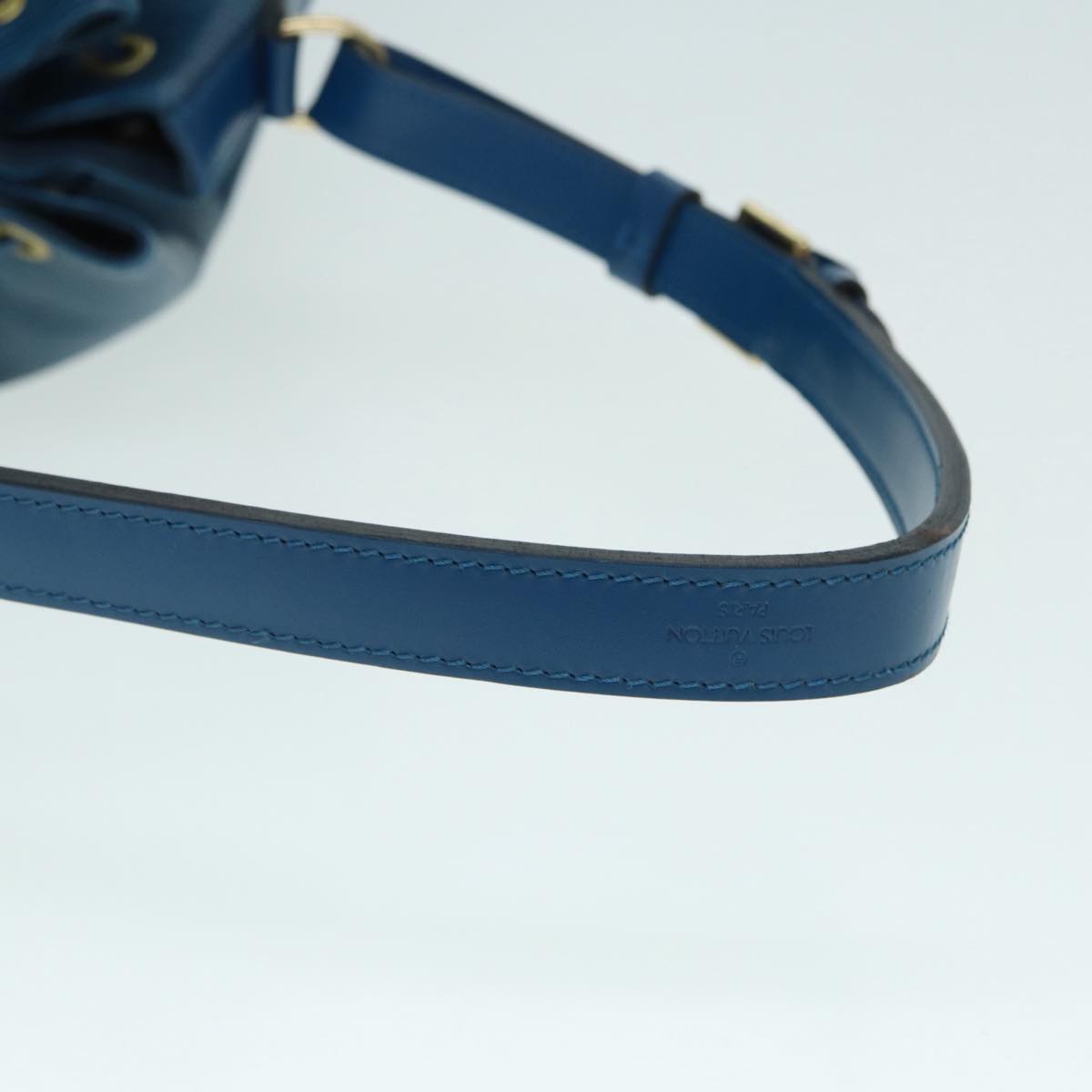 LOUIS VUITTON Epi Petit Noe Shoulder Bag Blue M44105 LV 88889