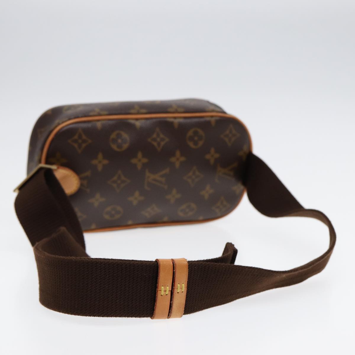 LOUIS VUITTON Monogram Pochette Gange Shoulder Bag M51870 LV 88900A