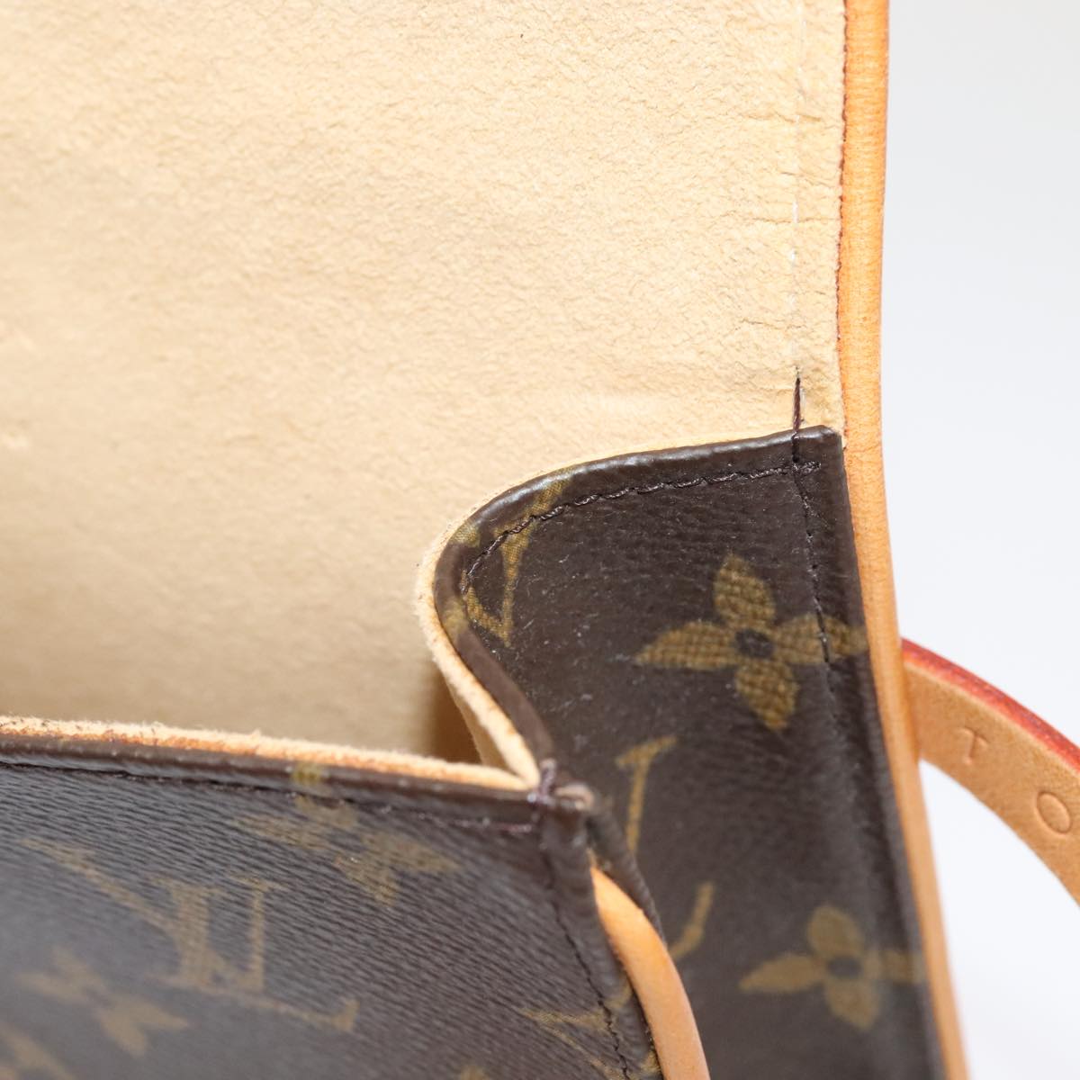 LOUIS VUITTON Monogram Pochette Florentine Waist bag M51855 LV 88917