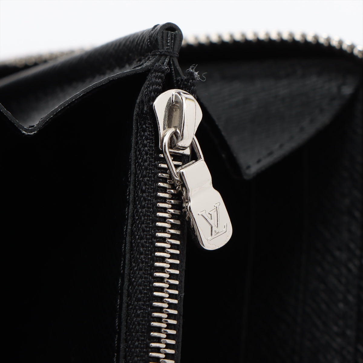 Louis Vuitton Epi Portfolio Clemens M60915 Black Round  Wallet