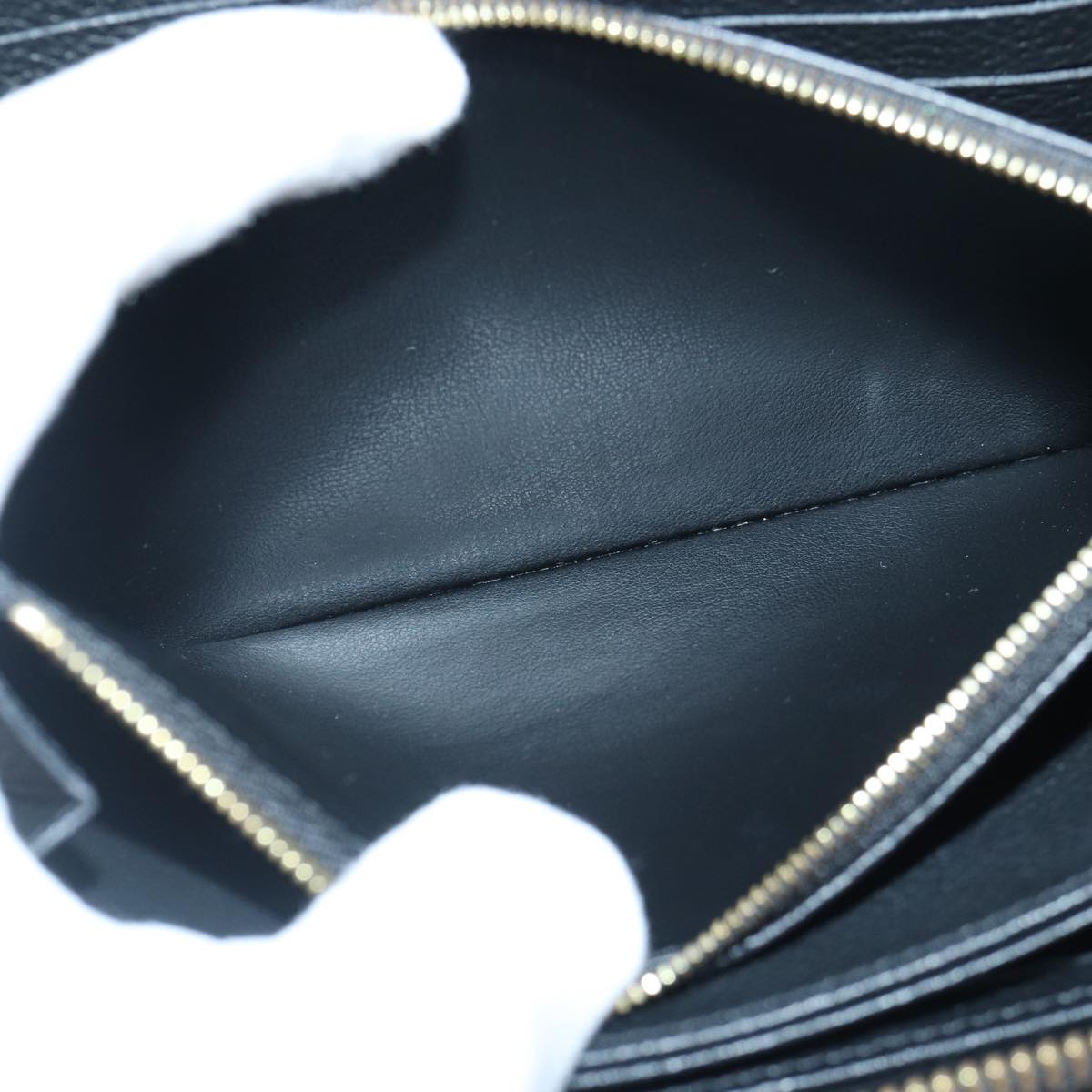 LOUIS VUITTON Monogram Empreinte Zippy Wallet Black M61864 LV 89010A
