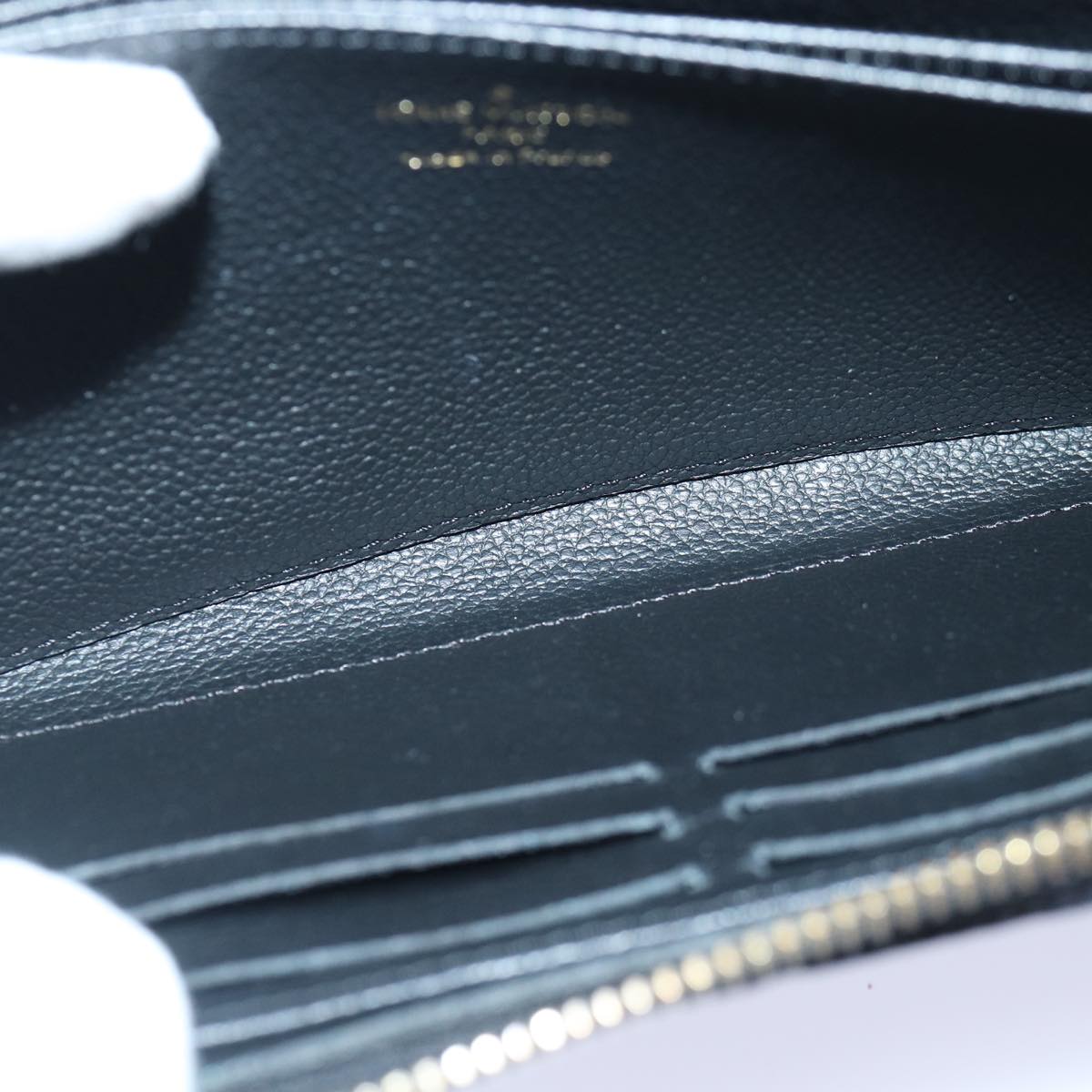 LOUIS VUITTON Monogram Empreinte Zippy Wallet Black M61864 LV 89010A