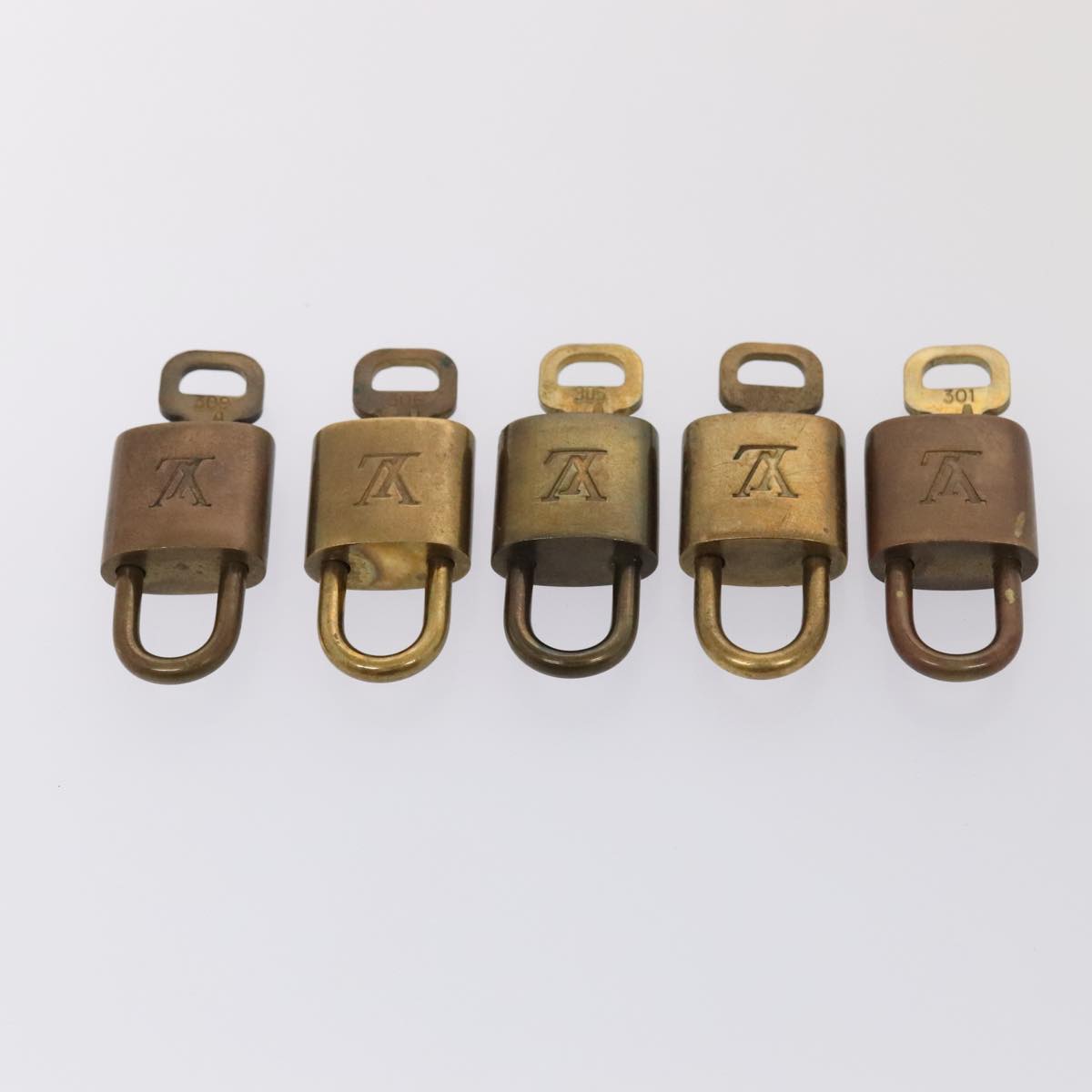 LOUIS VUITTON Padlock 10set metal Gold Tone LV 89070