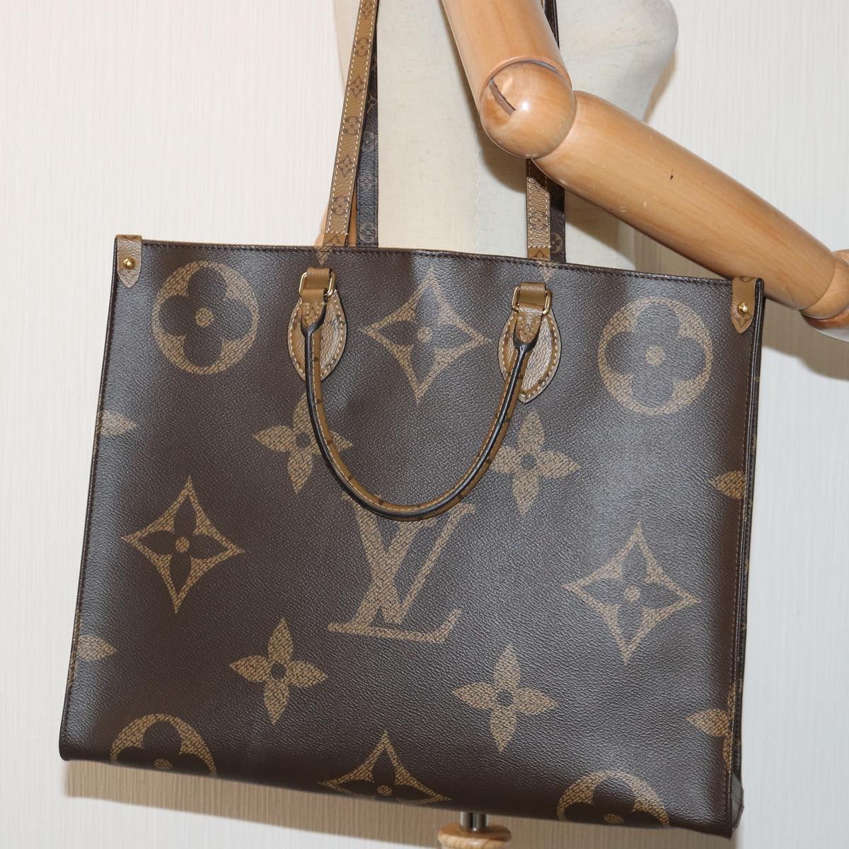 LOUIS VUITTON Monogram Reverse On-the-go GM Tote Bag M44576 LV 89080A