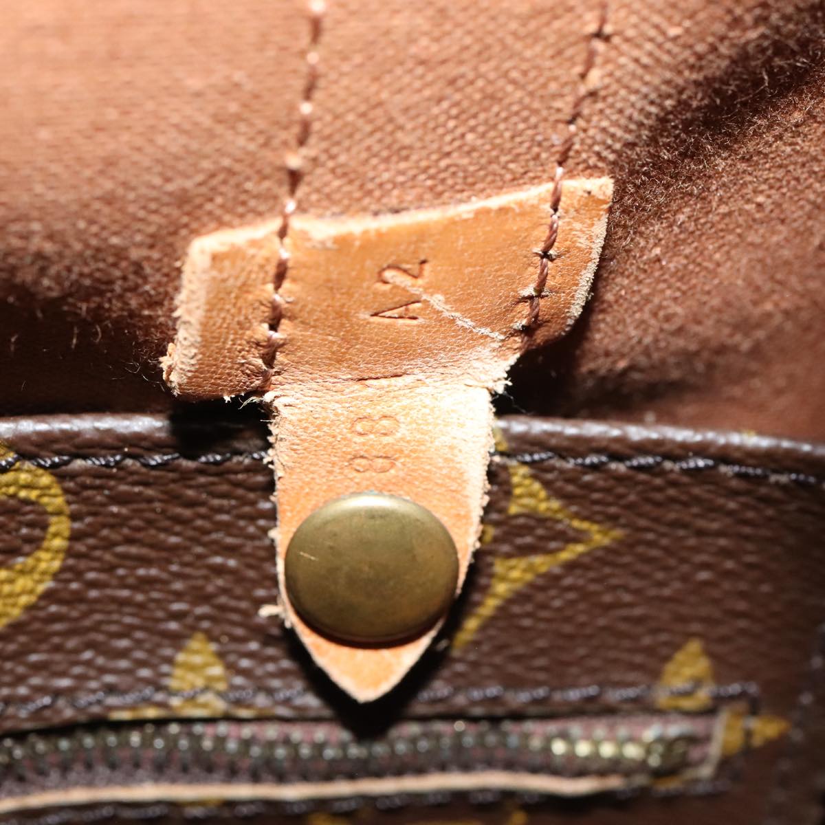 LOUIS VUITTON Monogram Randonnee GM Shoulder Bag M42244 LV 89093