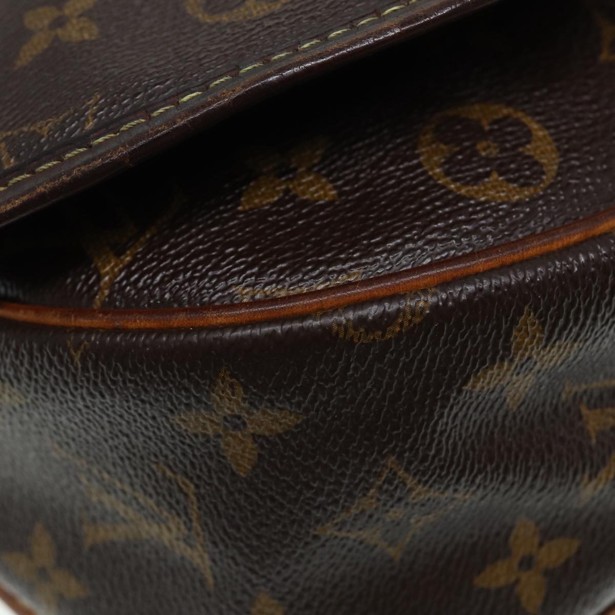 LOUIS VUITTON Monogram Menilmontant PM Shoulder Bag M40474 LV 89108
