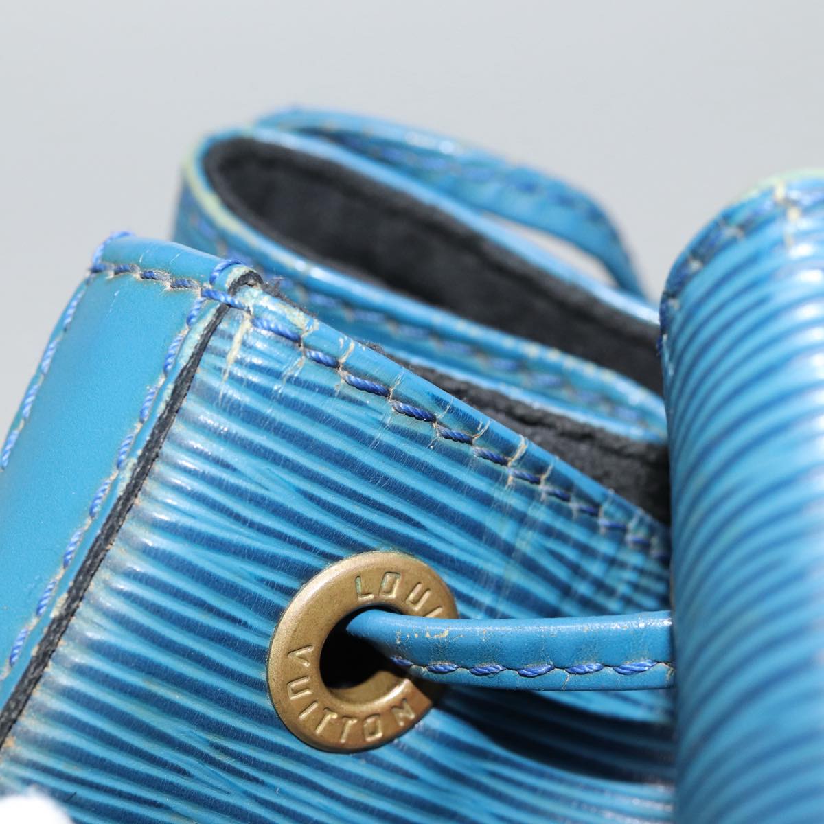 LOUIS VUITTON Epi Petit Noe Shoulder Bag Blue M44105 LV 89128