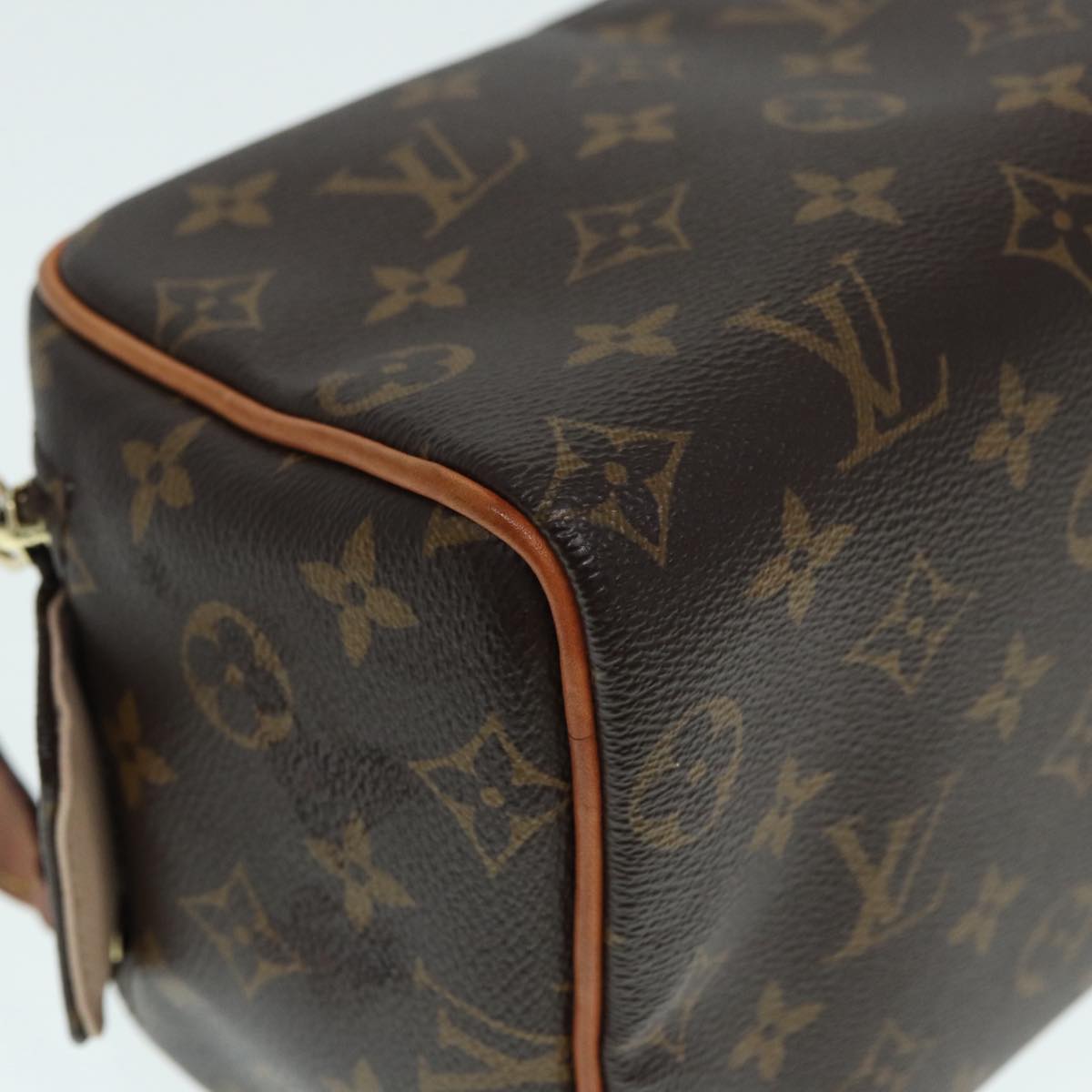 LOUIS VUITTON Monogram Dop Kit Cosmetic Pouch M44494 LV 89163