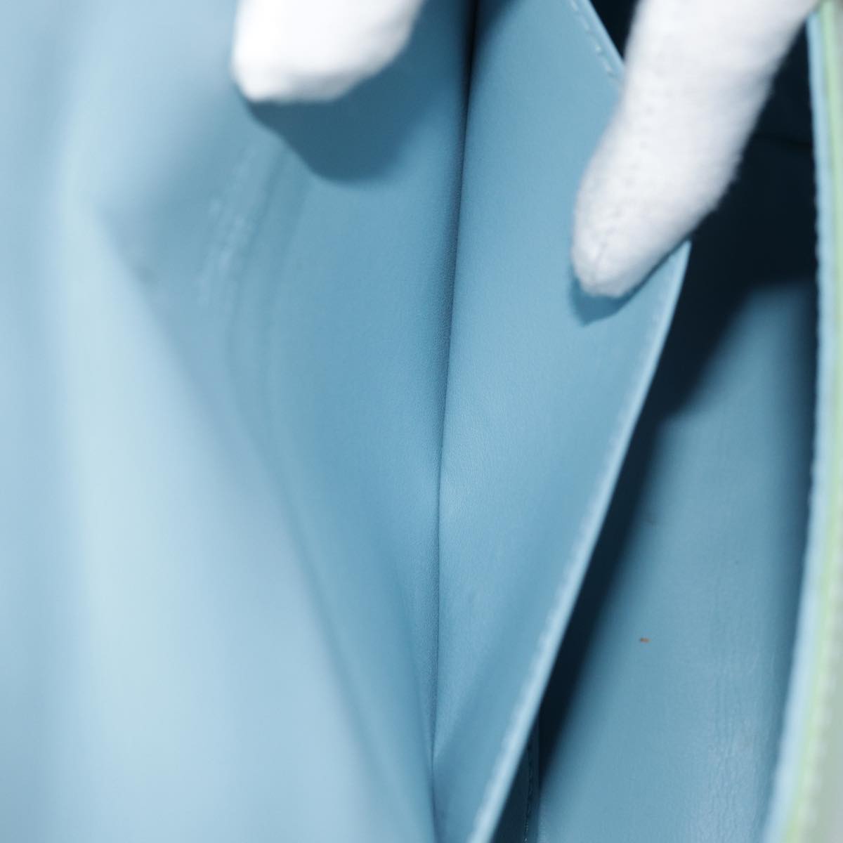 LOUIS VUITTON Monogram Vernis Thompson Street Bag Baby Blue M91009 89182
