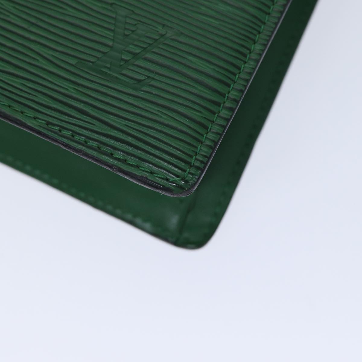 LOUIS VUITTON Epi Trousse Crete Pouch Green M48404 LV 89183