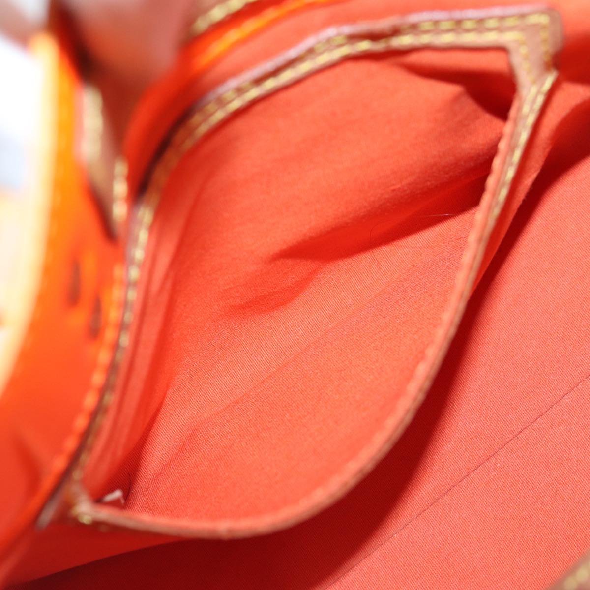 LOUIS VUITTON Monogram Vernis Fluo Reade PM Hand Bag Red M91903 LV 89191