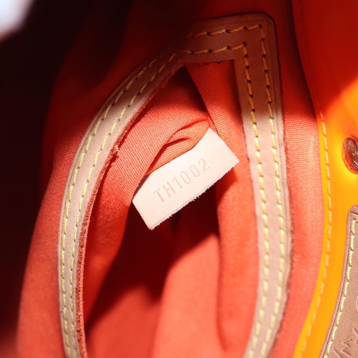 LOUIS VUITTON Monogram Vernis Fluo Reade PM Hand Bag Red M91903 LV 89191
