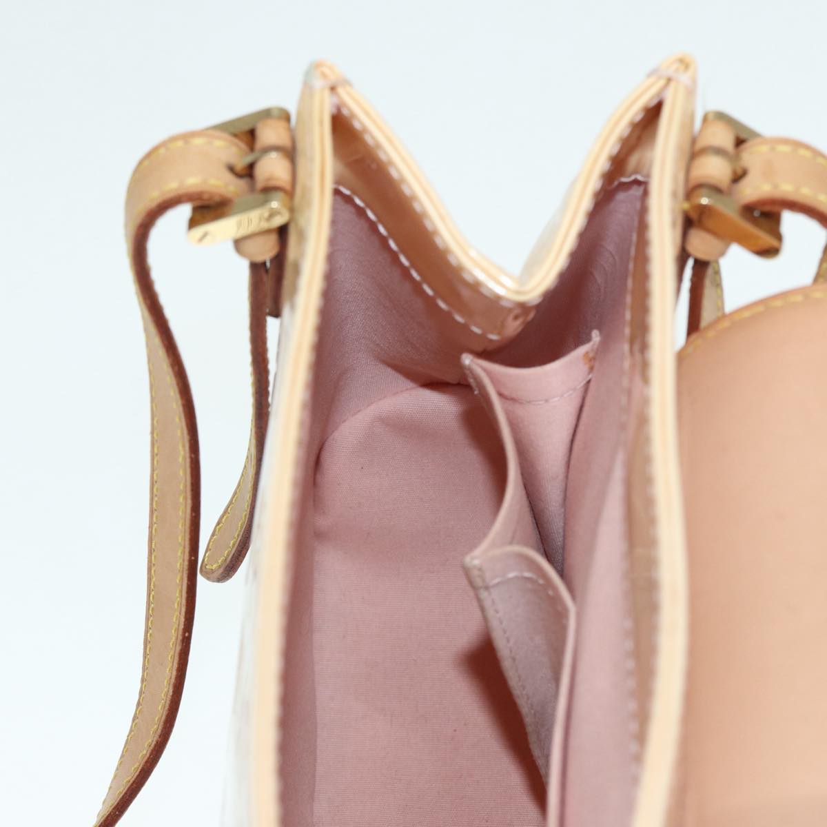 LOUIS VUITTON Vernis Biscayne Bay GM Bag Marshmallow Pink M91284 LV 89195